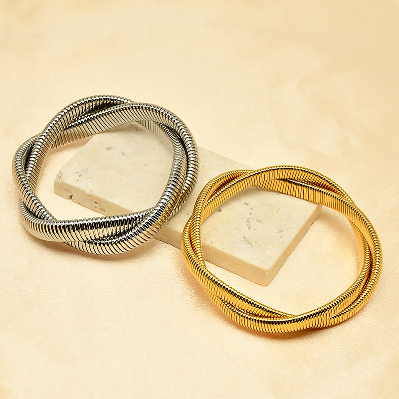 Titanium Steel Chain Material Simple Style Commute Geometric Titanium Steel 18K Gold Plated Bangle In Bulk