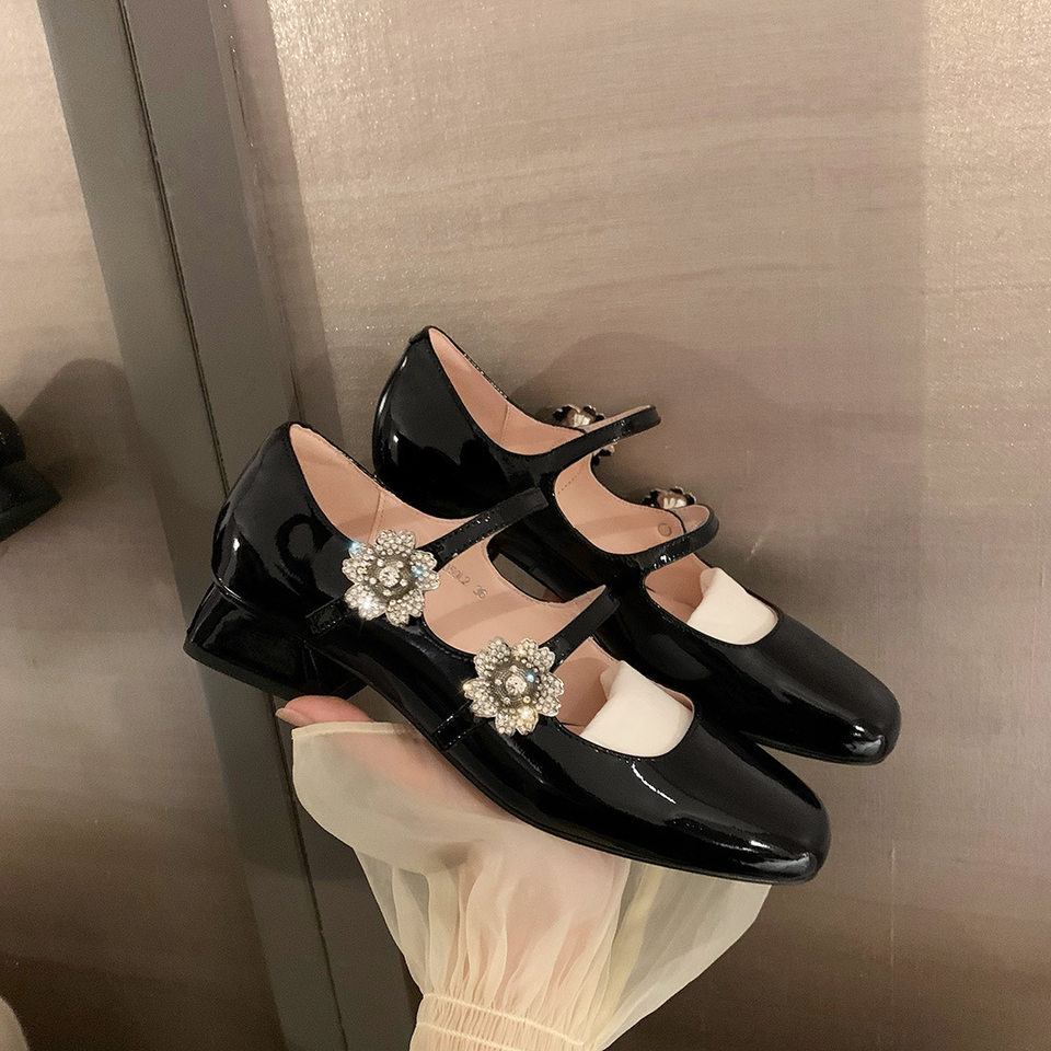 Giày Mary Jane cao gót mũi vuông đính đá hoa, gót thô 3–6 cm — Màu hồng nude, Màu đen