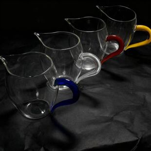 �����͸����������ɫ���ֹ������k���Ҵ�̖�����߷ֲ�������