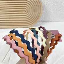 秋季新款糖果色磨砂发箍出门百搭塑料发箍女纯色防滑波浪头箍批发