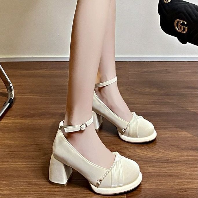 Fairy Style Elegant Elegant Round Toe Thick Heel Mary Jane Shoes 2024 New Retro Versatile Pearl Slim High Heels Fairy Style Elegant Elegant Round Toe Thick Heel Mary Jane Shoes 2024 New Retro Versatile Pearl Slim High Heels