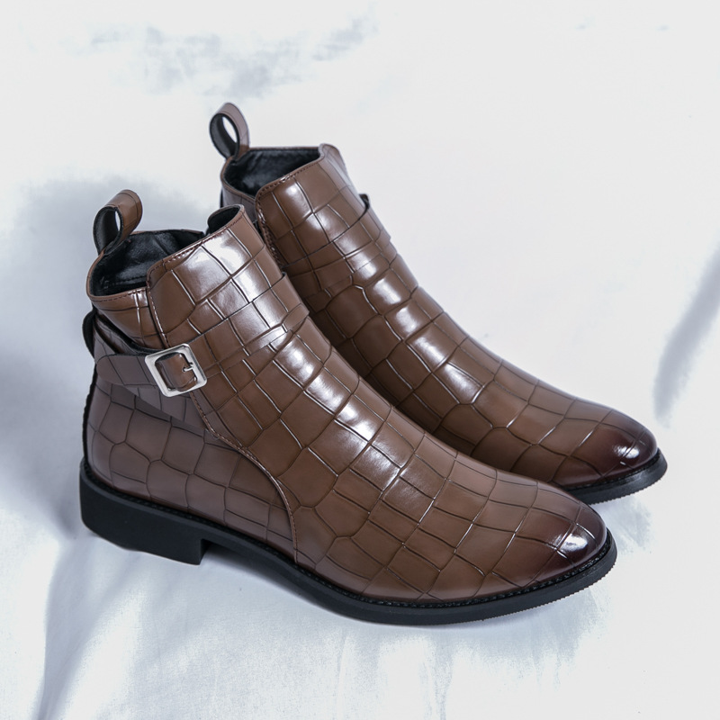 Zapatos de hombre Cross-border tallas grandes otoño e invierno nuevas botas de cuero moda estilo británico zapatos de cuero casuales para hombres tendencia botas cortas Chelsea
