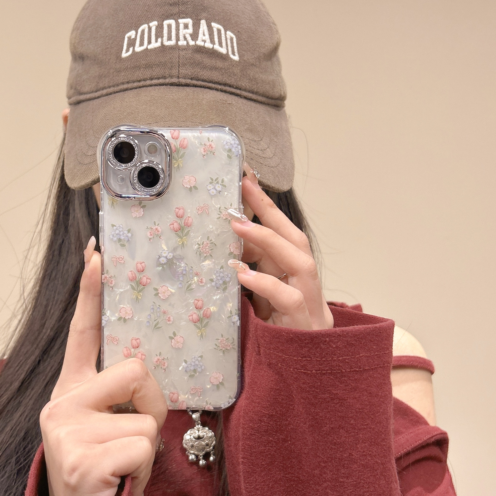 El patrón de concha de estilo ins está lleno de flores de pantalla para la película de lente 15ProMax iPhone13 Apple 14P funda para teléfono móvil 12