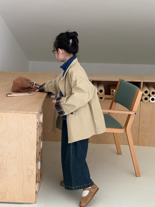 童外套2025秋女童韩版纯色翻领中长款风衣儿童休闲百搭上衣末小蒙|undefined