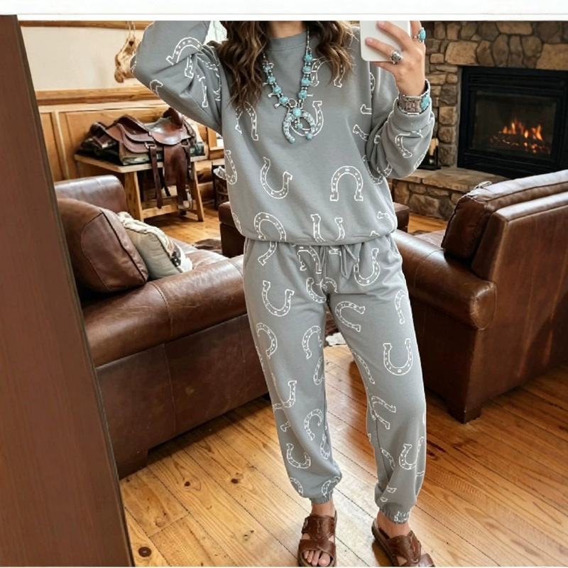 2026 Autumn New Loose Two-Piece Women's European and American Trendy Western Digital Print Casual Sweatshirt Set 2026 Autumn New Loose Two-Piece Women's European and American Trendy Western Digital Print Casual Sweatshirt Set