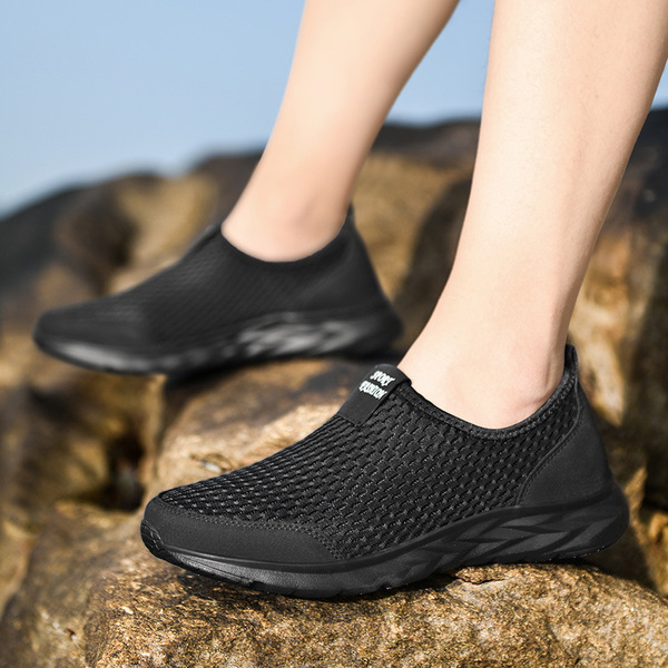 autumn casual lightweight breathable running sneakers