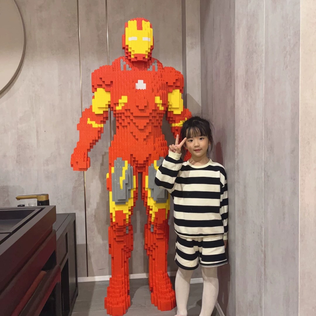 Bloques de construcción de partículas grandes Mario bloques de construcción decoración de apertura rompecabezas de alta dificultad juguetes de montaje 1,8 m Iron Man