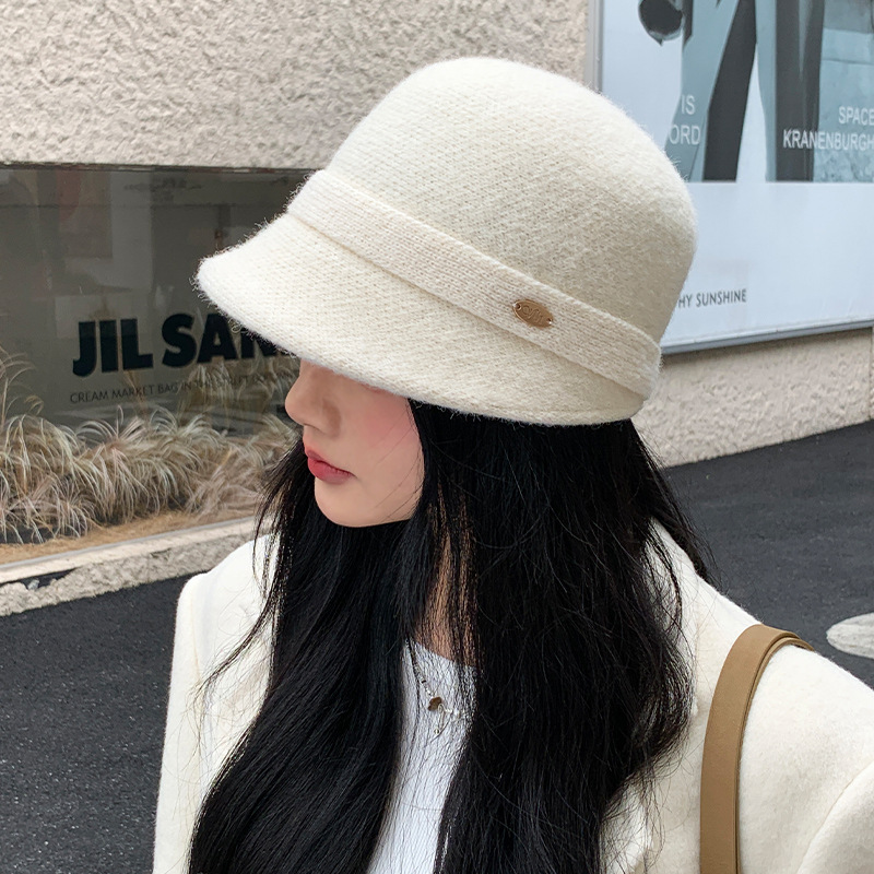 French-style gentle and elegant short-brimmed equestrian hat, solid-color small round-brimmed hat for women, simple and stylish, perfect for adding a touch of sophistication