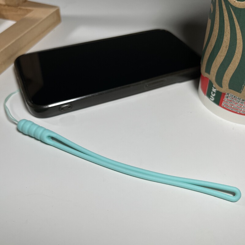 携帯電話のストラップの手首の短い携帯電話のチェーンの鍵のuディスクの部品の液体のシリカゲルのエアポッドプロの2ストラップを適用します。|undefined