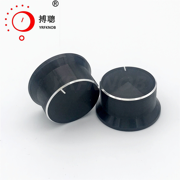 ���Ͻ���ť ñ�� ֱ��25-30 ��15 ��ɫ���� ÷����6��λ����ť