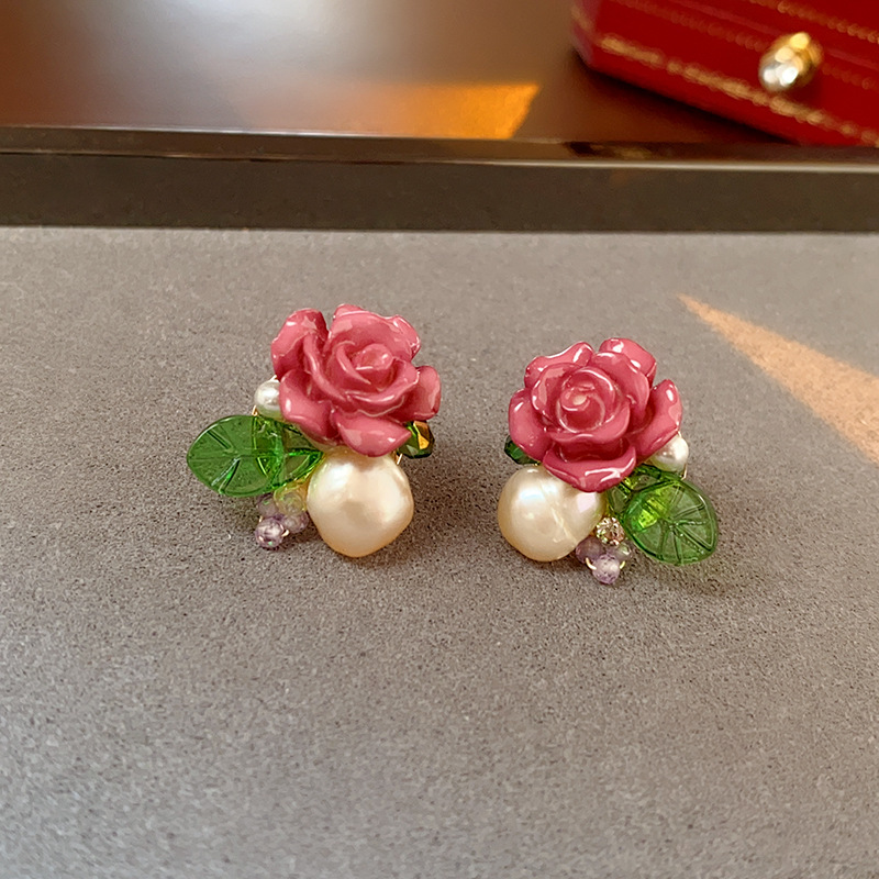 1 Pair Retro Flower Copper Enamel Inlay Artificial Pearls Rhinestones Earrings display picture 2