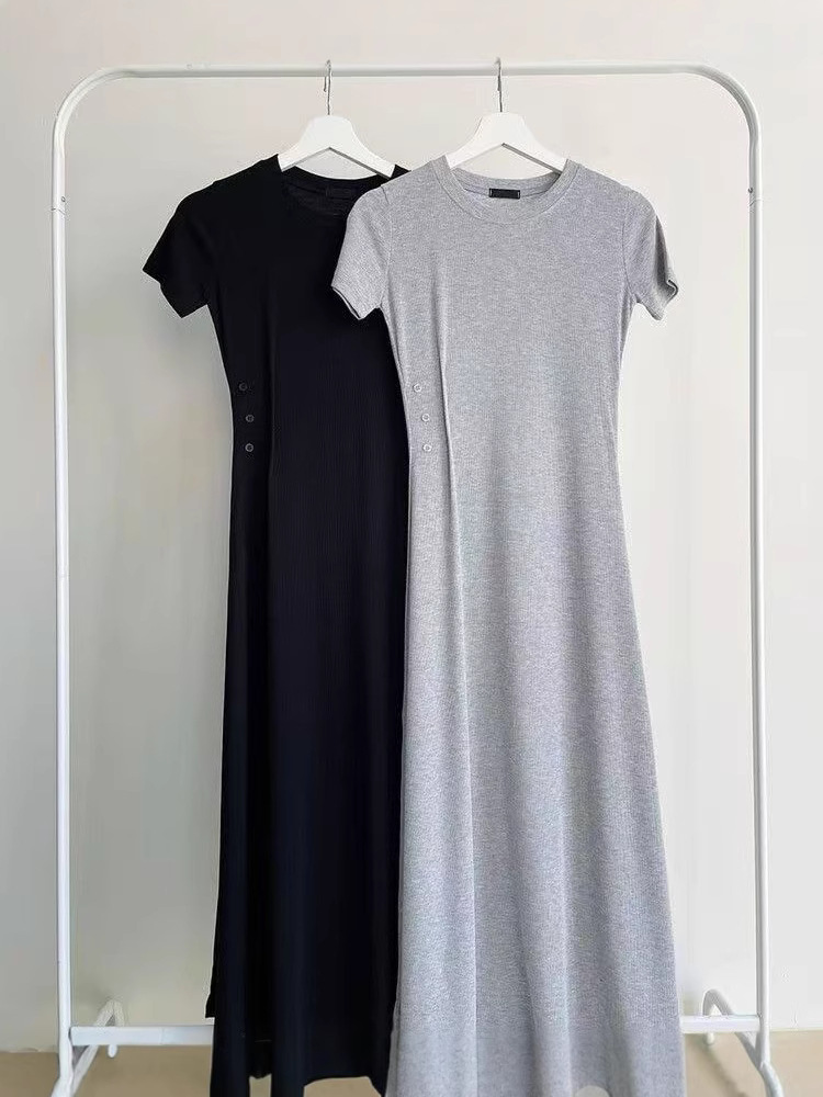 Summer solid color fitted dress