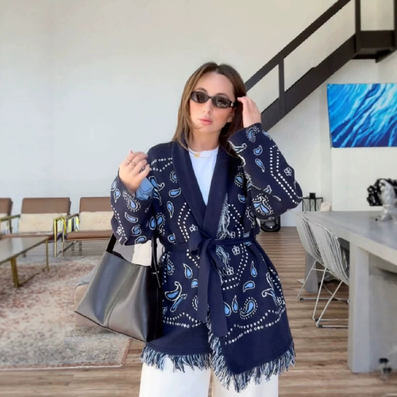Cross-Border European and American 2026 Autumn and Winter New Printed Tassel Shawl Cardigan Sweater Women's Casual Slim-Fit Jacket Cross-Border European and American 2026 Autumn and Winter New Printed Tassel Shawl Cardigan Sweater Women's Casual Slim-Fit Jacket
