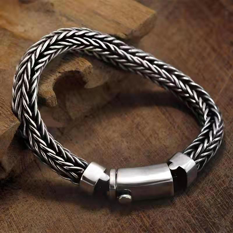 Xiangxu hand-woven bracelet retro domineering thick men's personality keel lettering bracelet Amazon explosions Xiangxu hand-woven bracelet retro domineering thick men's personality keel lettering bracelet Amazon explosions