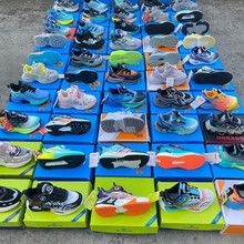 童鞋尾货批发杂款摆摊男女运动库存品牌童运动鞋回力加厚设计摆摊