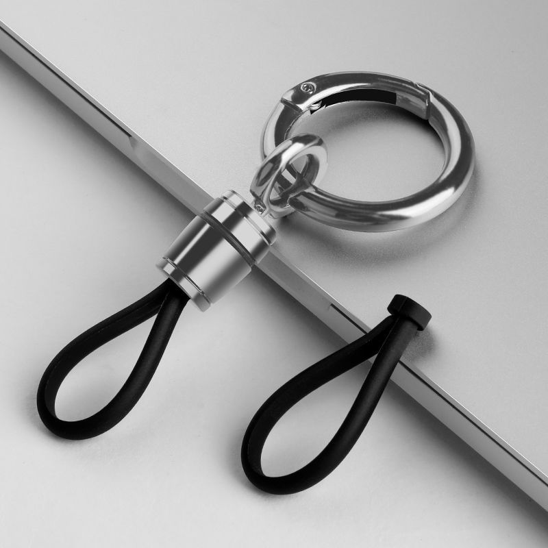 Llavero de los Hombres Nuevo llavero de coche metal 2023 simple llavero adornos de alta gama anti-perdido cuerda de cuero Doble