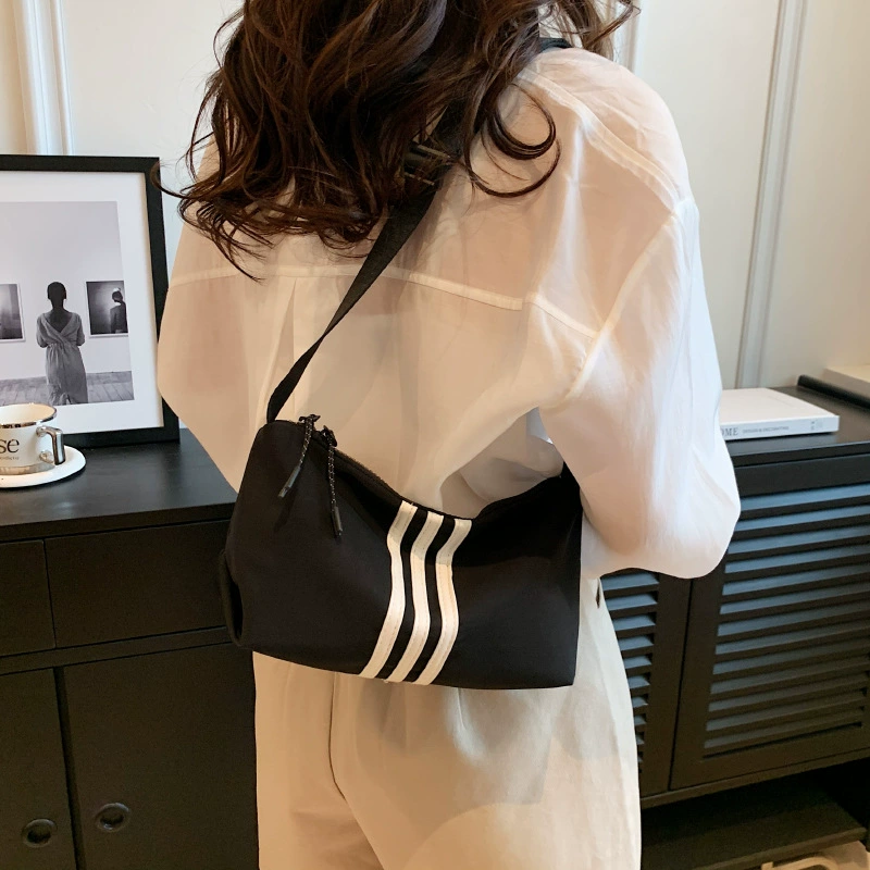 Sports Shoulder Bag, Summer Fashion 2023, Black, Lightweight Compact Design