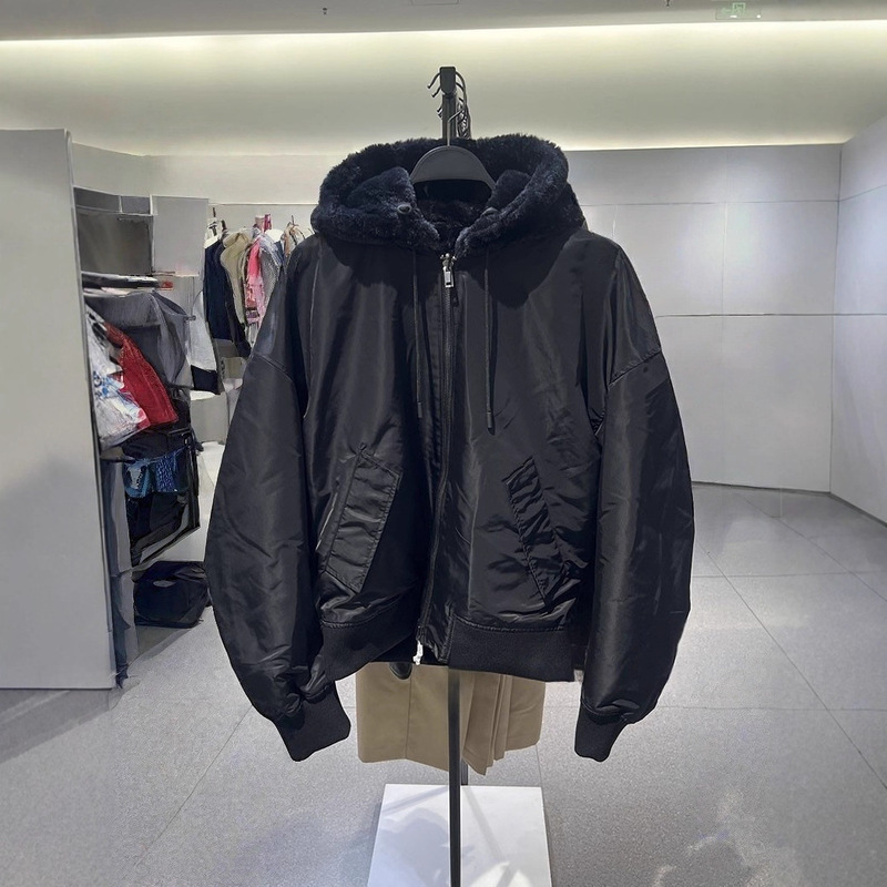 Batch of New Winter Products, Men's Clothing, Trendyy Fashionable Artificial Fur Reversible Bomber Jacket 0993400