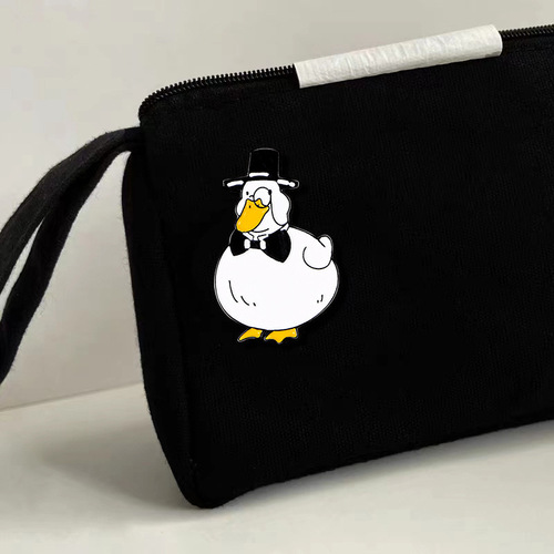 Original cartoon cute duck series brooch metal animal badge pin for clothing bags pencil cases accessories