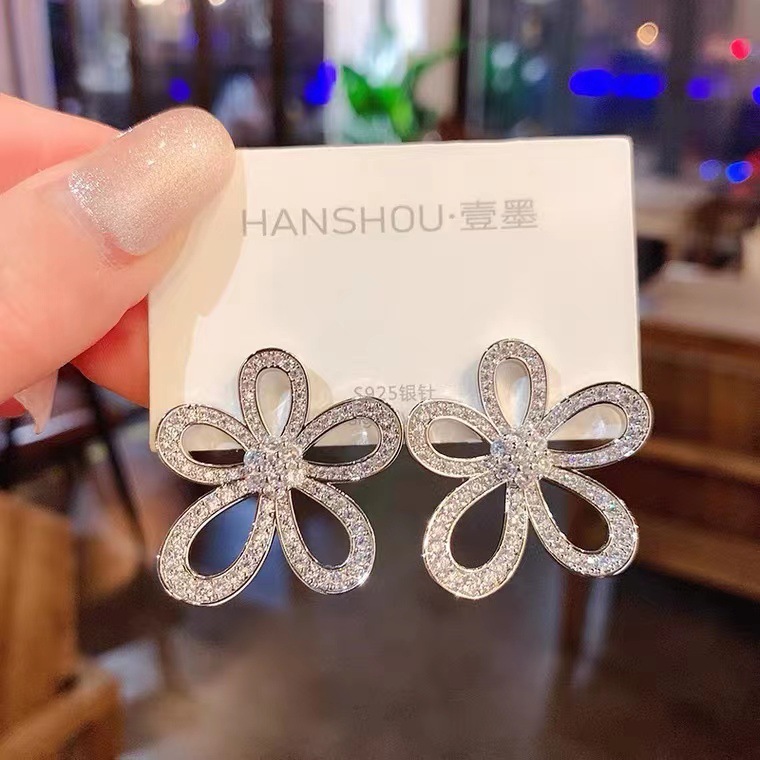 9500eba4fa14b79484bb9badcd8023