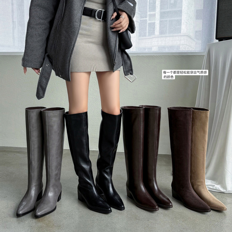 European and American Style Chunky Heel Straight-Leg Knee-High Boots with Pointed Toe and Wide Calf Circumference, 2025 Winter New Model, Leg-Lengthening, Versatile High Boots for Women European and American Style Chunky Heel Straight-Leg Knee-High Boots with Pointed Toe and Wide Calf Circumference, 2025 Winter New Model, Leg-Lengthening, Versatile High Boots for Women