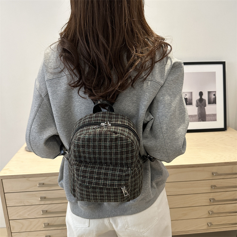 2024 invierno nuevo estilo versátil este año popular bolsas casuales de alta calidad, nicho, mochila de moda de mujer