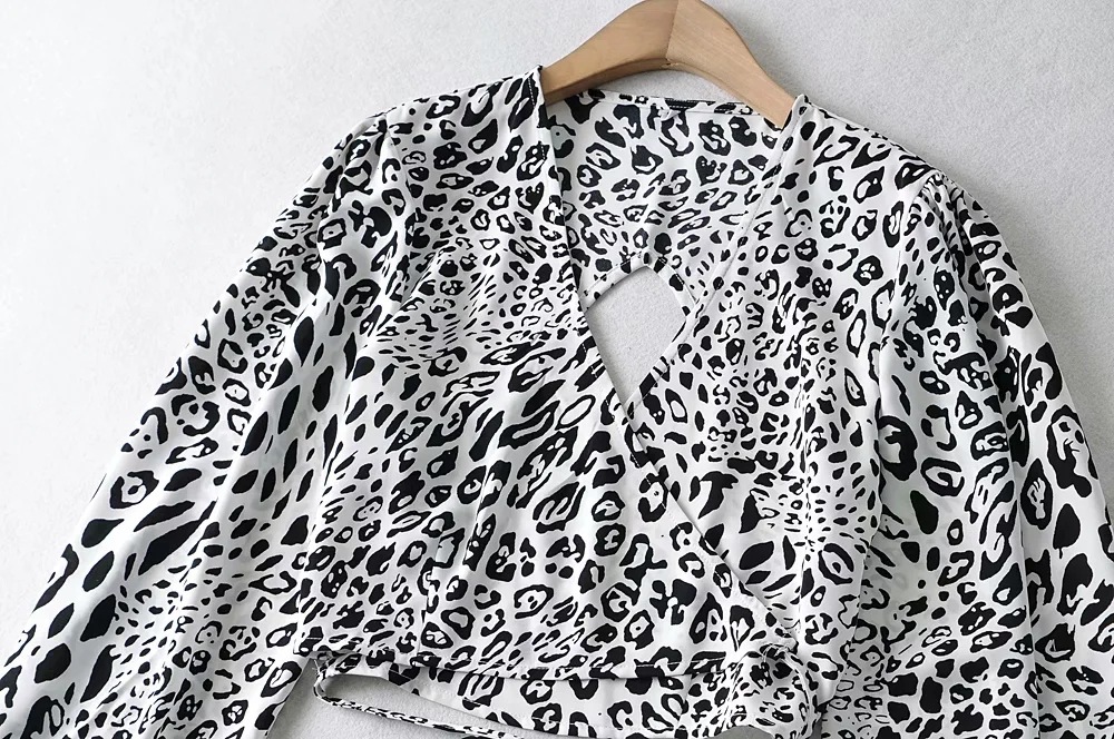 back hollow leopard print lantern sleeve shirt NSAC38113