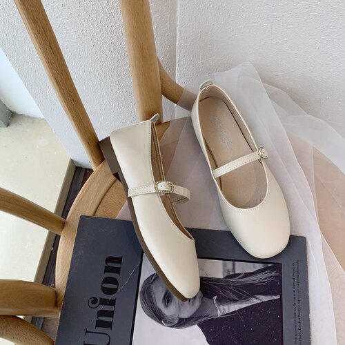 New summer flat shoes for women round toe shallow mouth Mary Jane shoes one-line buckle single shoes wholesale