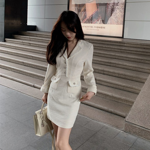 Nava Skirt 小香風半截短裙- Beige 米白色 (CB642)