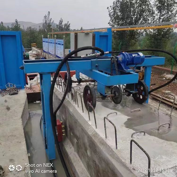 梁厂用侧立面7头空心板凿毛机现货供应盖板梁悬架式打毛机桥梁托