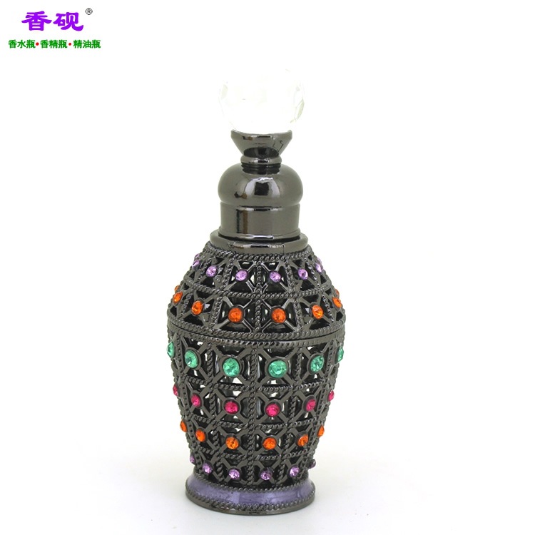 香砚亮黑色菠萝弹款香水瓶6.jpg