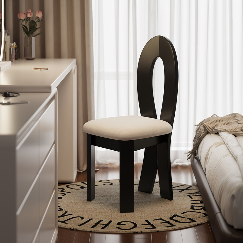Silla de tocador de estilo medio, silla de tocador de dormitorio, silla de sirena francesa, taburete de maquillaje, silla de comedor de madera maciza, mesa y silla de comedor para el hogar