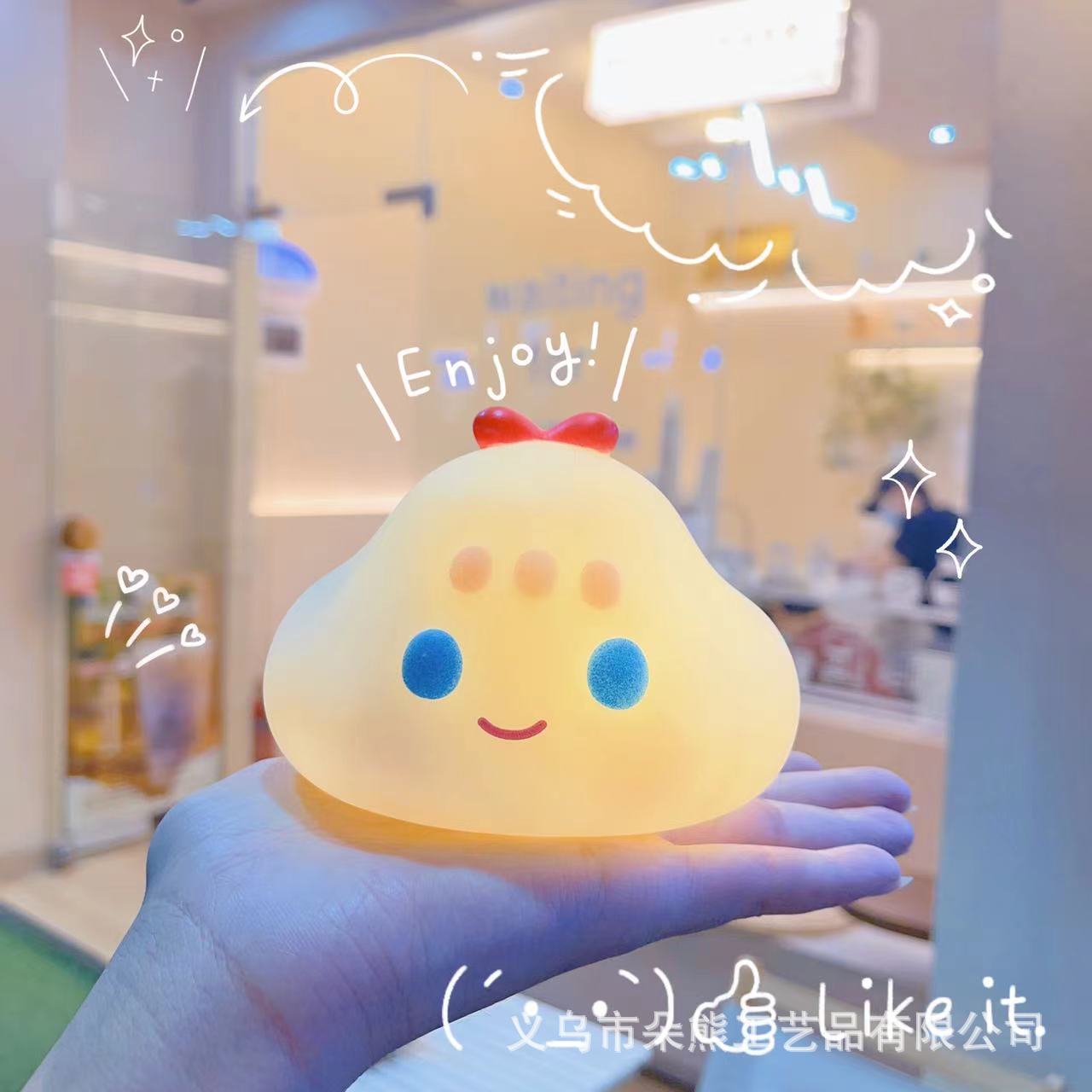 꽃이 만발한 레드