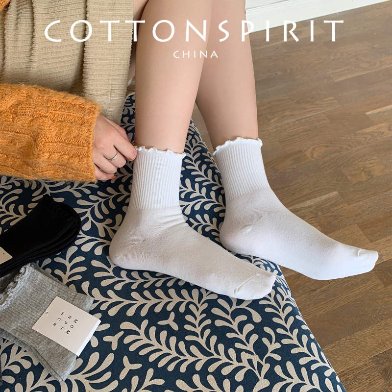 Fungus lace socks spring and autumn women's cotton socks sports breathable white ins low-top girls small leather shoes short tube