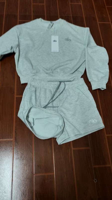 潮牌跨境25春夏男女同款新款 圆领短款卫衣+松紧腰短裤运动套装现|undefined