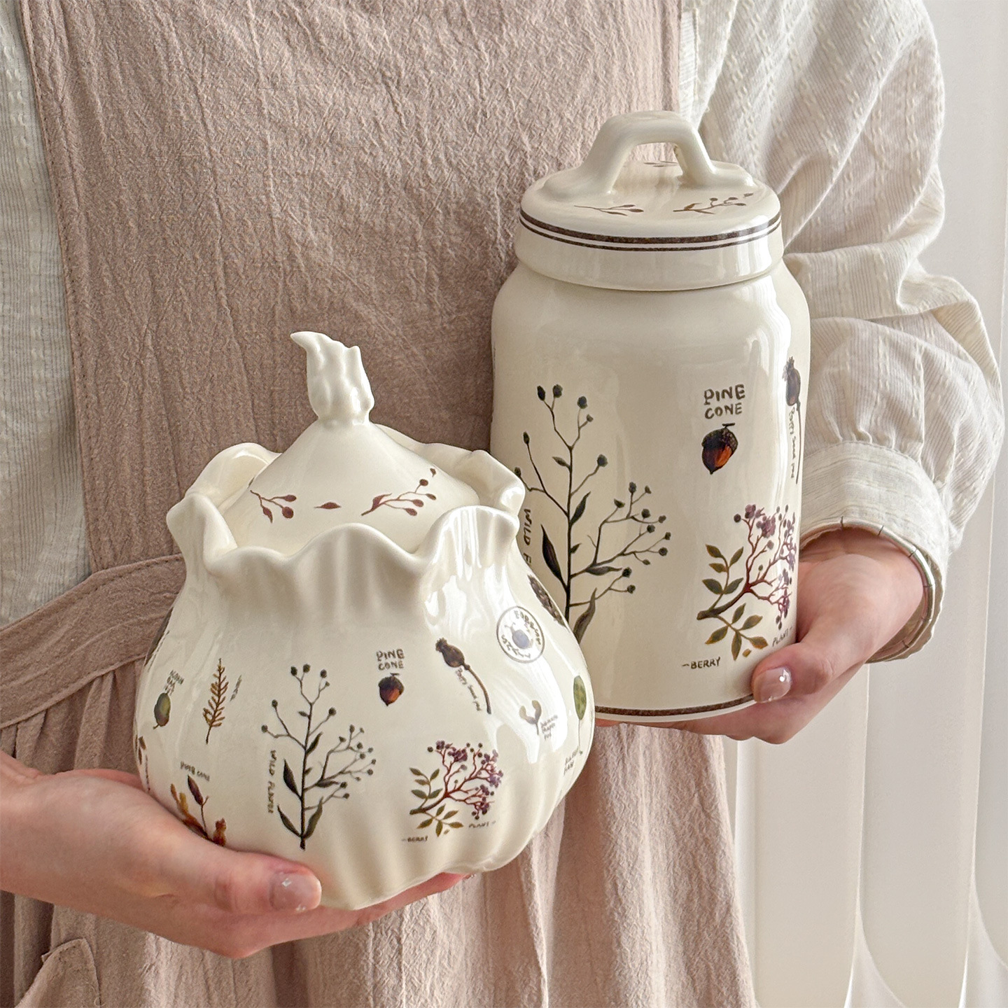 Mooney Retro Forest Storage Jar with Lid Ceramic Jar Exhibition Hall Kitchen Countertop High-Value Living Room Soft Decoration Jar