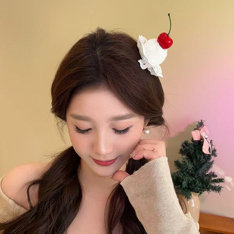 かわいいチェリーケーキレース毛玉ヘアピン女性のサイドカモノハシクリップ頭飾り誕生日写真ヘアピン秋と冬|undefined