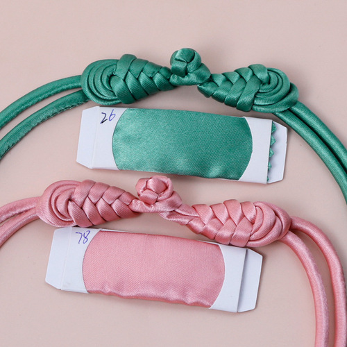 Long tail pipa tassel retro buttons plate buckles cheongsam buttons Tang suit ethnic costumes handmade Chinese decorative accessories