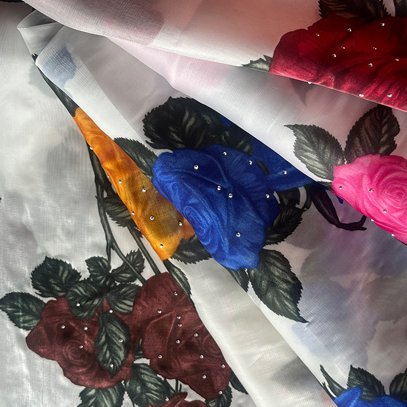 25 nuevo tejido de malla después de la tecnología lirio ergena impresión forjada posicionamiento tela de perforación ropa de moda de mujer tela de vestido