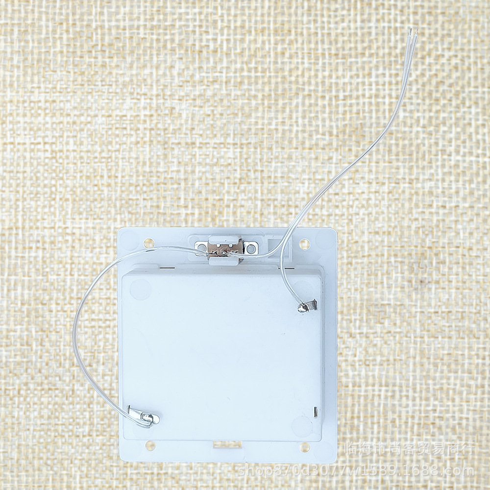 Three AA battery boxes 4.jpg