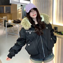 �޷�Ů�¿��nϵ���ÿ���ɽ�����׼ӽq�Ӻ��ɿ˷����¶������\���]