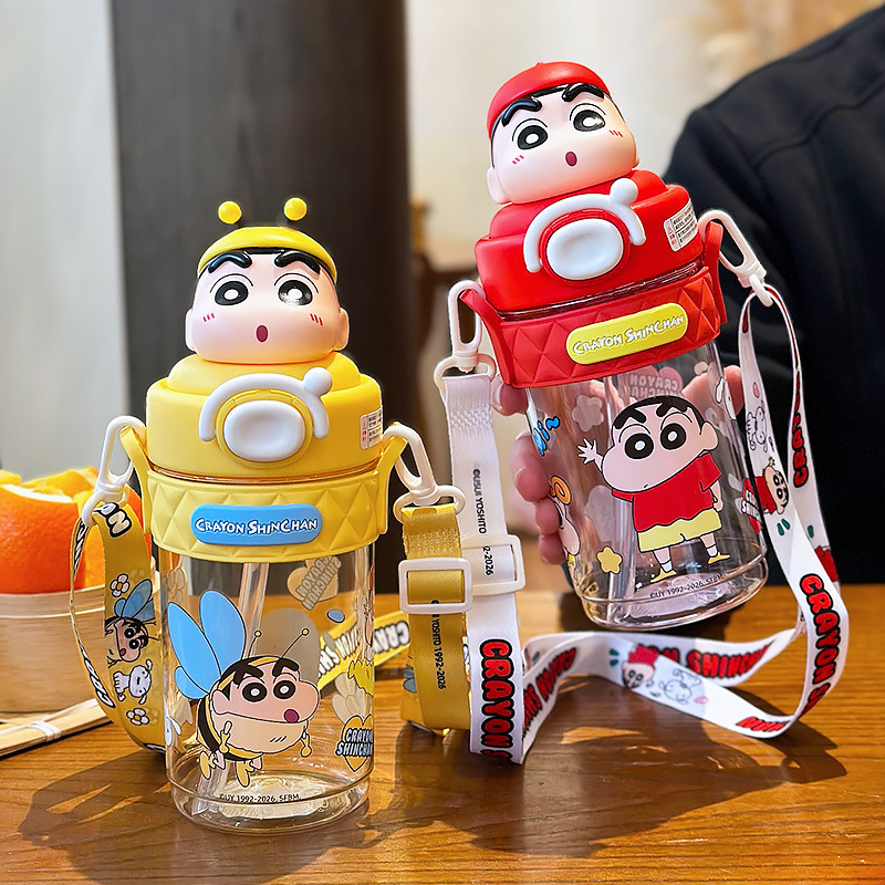 Nuevo tipo de taza de paja para niños de crayón de gran capacidad para estudiantes para ir a la escuela tetera de agua especial resistente a altas temperaturas y taza de agua de transporte inclinada
