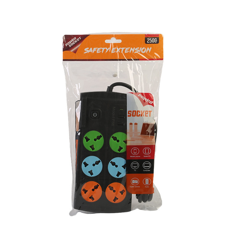 Seis conectores de comercio exterior con agujeros negros con cáscara blanca 2USB + 1Type-C embalaje neutro estándar británico estándar europeo estándar americano