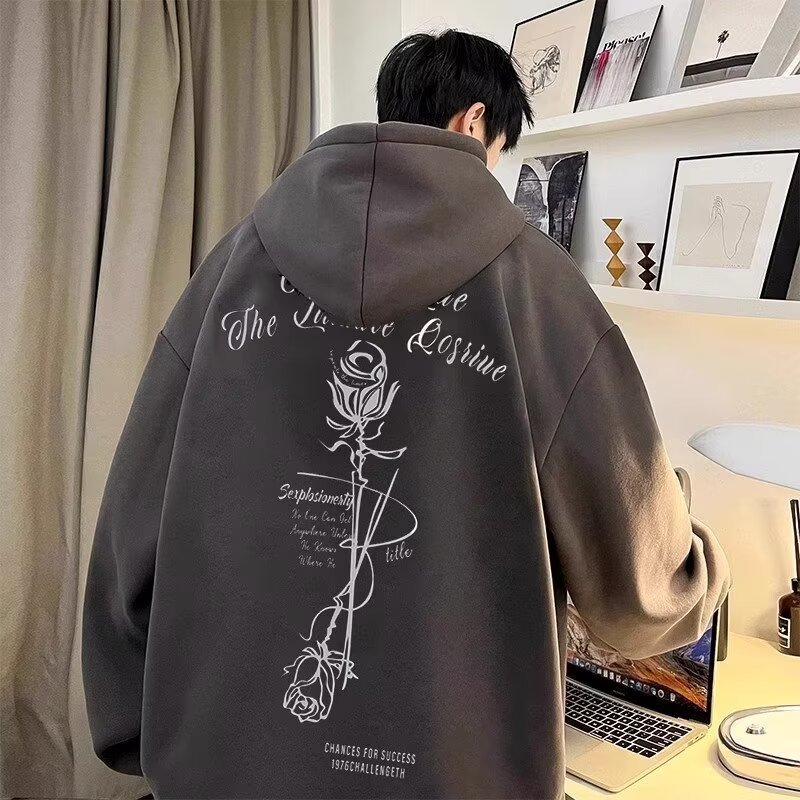 짙은 회색