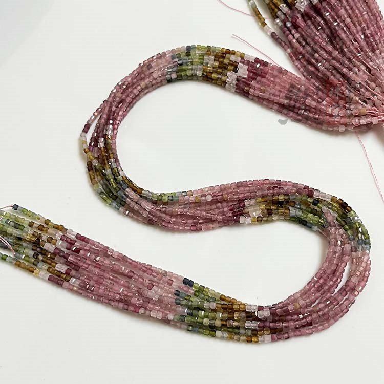 超美天然虹グラデーション色碧璽方糖彫刻面半製品diyブレスレットネックレスブロック碧璽散珠|undefined