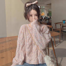 粉色温柔系毛衣女甜美仙宽松外穿设计感麻花套头短款针织衫