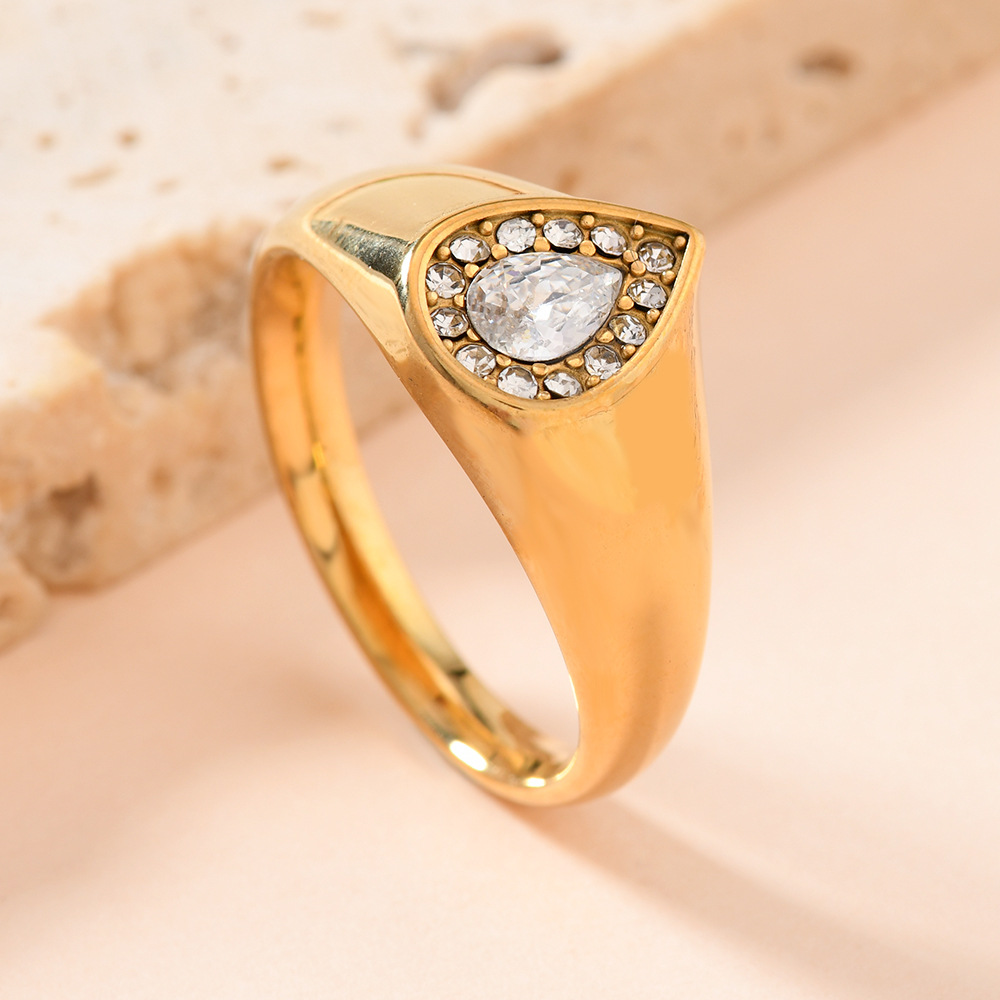 Anillo de acero de titanio de estilo de lujo ligero de fundición de gota de agua anillo de diamante de color chapado en oro de 18 quilates fabricantes de joyas image 6