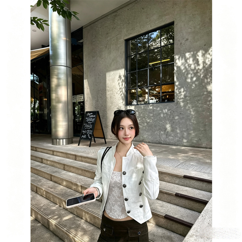 Stand-collar buttoned denim short jacket for women, autumn style, petite size, Korean version, slimming, stylish, versatile, long-sleeved jacket