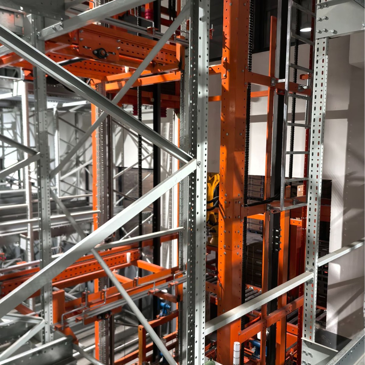 Zhejiang intelligent warehousing three-dimensional warehouse AGV…