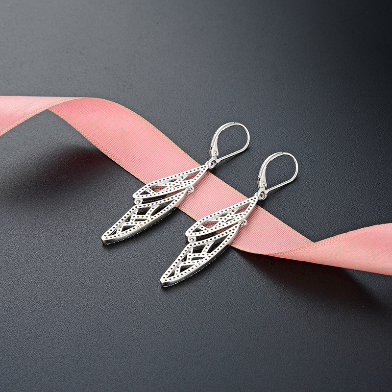 Pendientes de joyería popular de estilo simple Corea del Sur s925 pendientes de diamantes de plata completos pendientes de accesorios creativos para mujeres transfronterizas